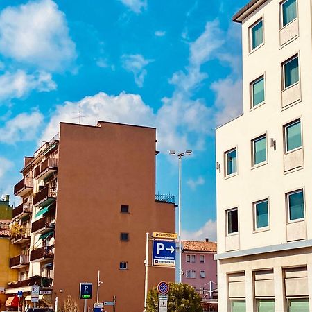 Pang'S Guesthouse Mestre Kültér fotó