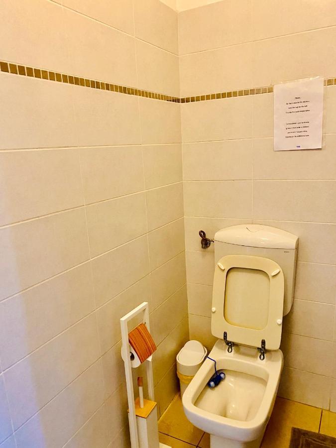 Pang'S Guesthouse Mestre Kültér fotó