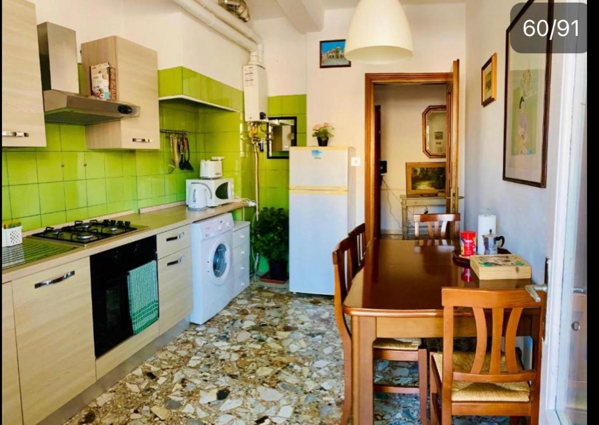 Pang'S Guesthouse Mestre Kültér fotó